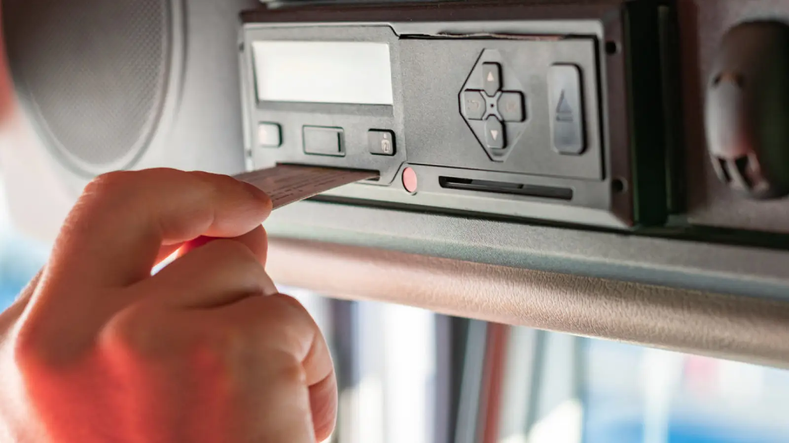Tachograph-Fernauslesung und Archivierung